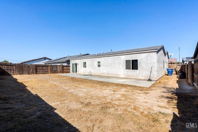 5223 Canaveral Drive, Bakersfield, CA 93307