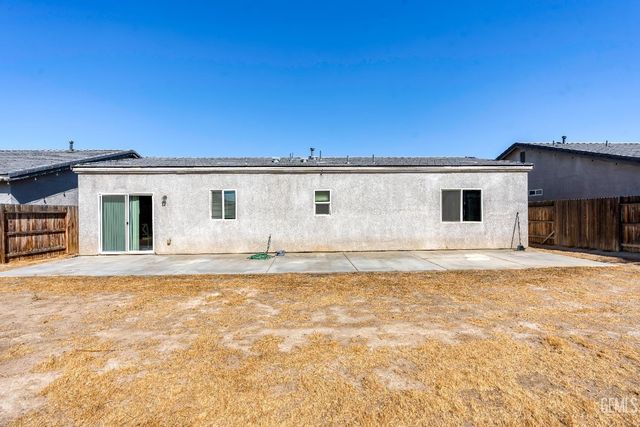 5223 Canaveral Drive, Bakersfield, CA 93307