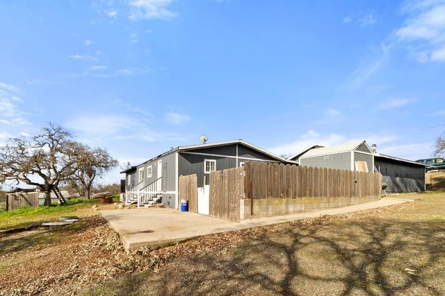 1668 Carmelita Ln, La Grange, CA 95329