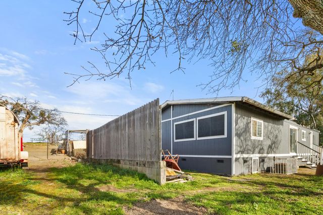 1668 Carmelita Ln, La Grange, CA 95329