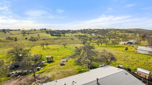 1668 Carmelita Ln, La Grange, CA 95329