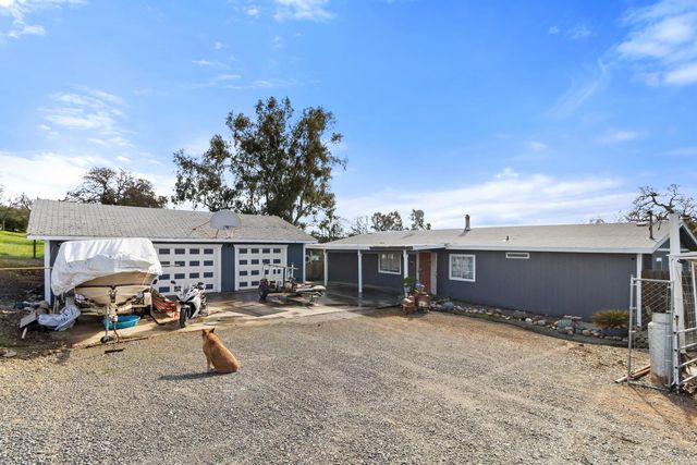 1668 Carmelita Ln, La Grange, CA 95329