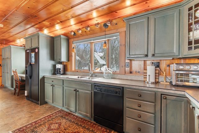 244 Custer Drive, Coldwater, MI 49036