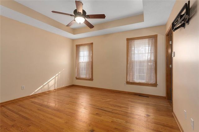 301 NE 103rd Street, Kansas City, MO 64155