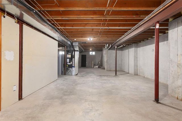 301 NE 103rd Street, Kansas City, MO 64155