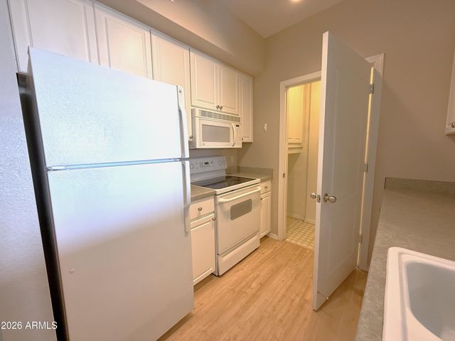 1701 E COLTER Street 484, Phoenix, AZ 85016