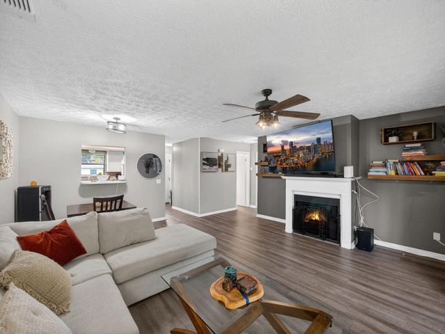 991 NW 15th Terrace, Stuart, FL 34994