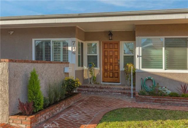 714 Oceanview, Fullerton, CA 92832