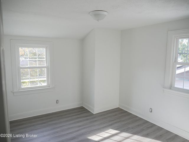 1219 S 43rd St, Louisville, KY 40211