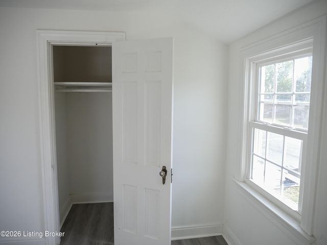 1219 S 43rd St, Louisville, KY 40211