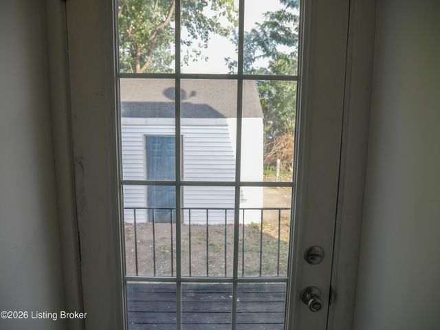 1219 S 43rd St, Louisville, KY 40211