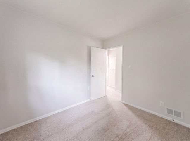 1175 Country Club Road, Columbus, OH 43227