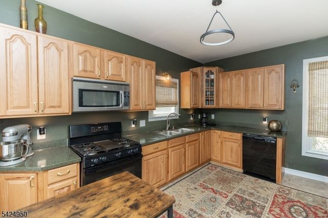 55 Valley St, Knowlton Twp., NJ 07832