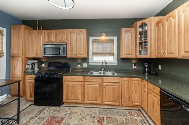 55 Valley St, Knowlton Twp., NJ 07832
