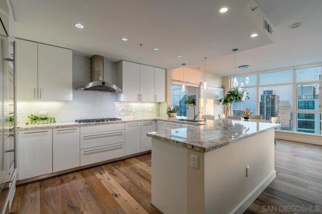 1205 Pacific Hwy 3903, San Diego, CA 92101