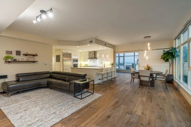 1205 Pacific Hwy 3903, San Diego, CA 92101