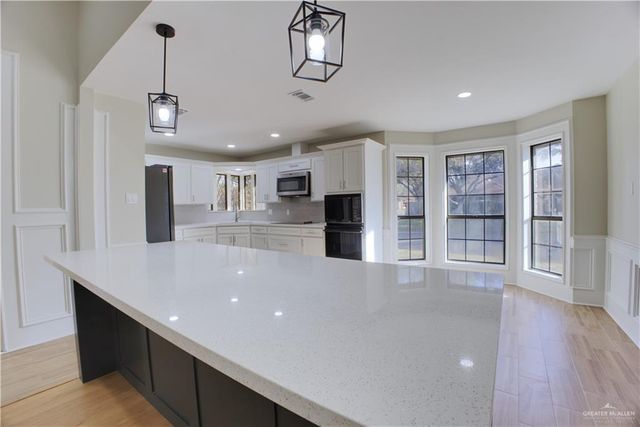 3801 N 1st Street, Mcallen, TX 78501