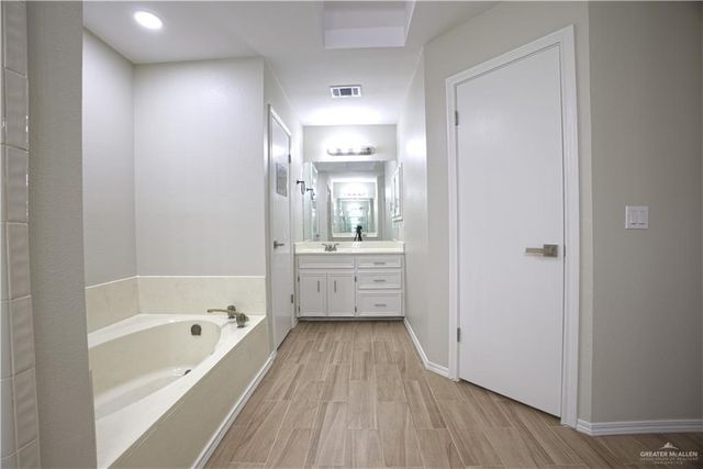 3801 N 1st Street, Mcallen, TX 78501