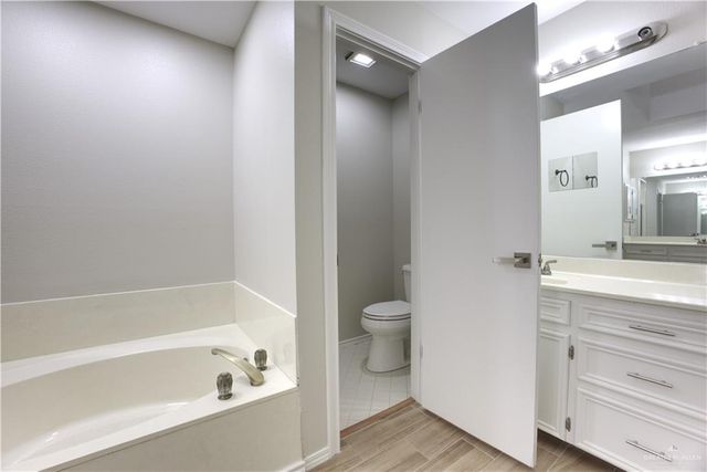 3801 N 1st Street, Mcallen, TX 78501