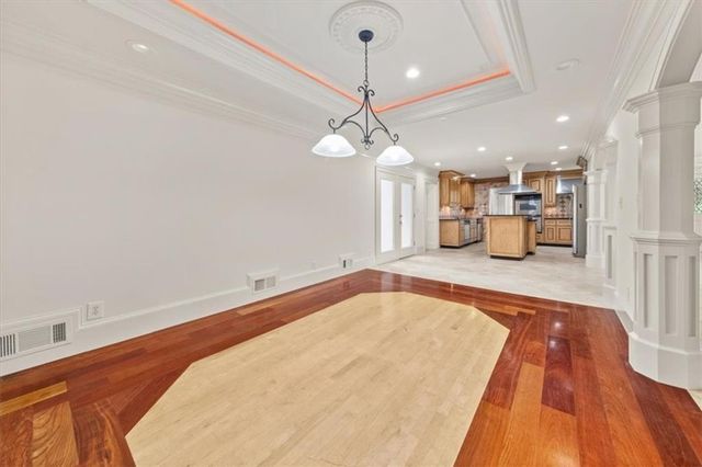 6771 Sunny Brook Lane, Atlanta, GA 30328