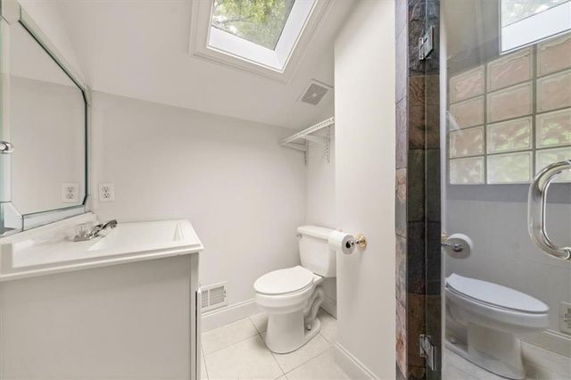 6771 Sunny Brook Lane, Atlanta, GA 30328