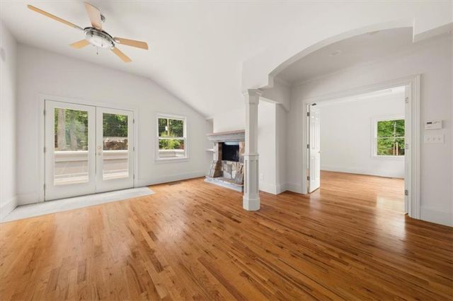 6771 Sunny Brook Lane, Atlanta, GA 30328