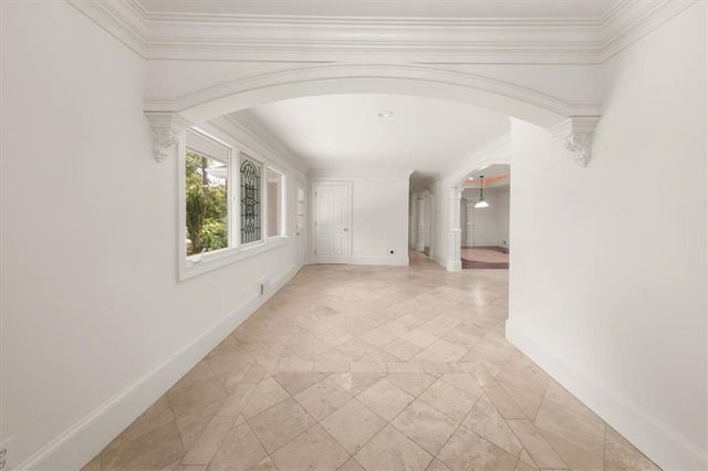 6771 Sunny Brook Lane, Atlanta, GA 30328