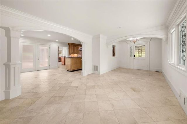 6771 Sunny Brook Lane, Atlanta, GA 30328