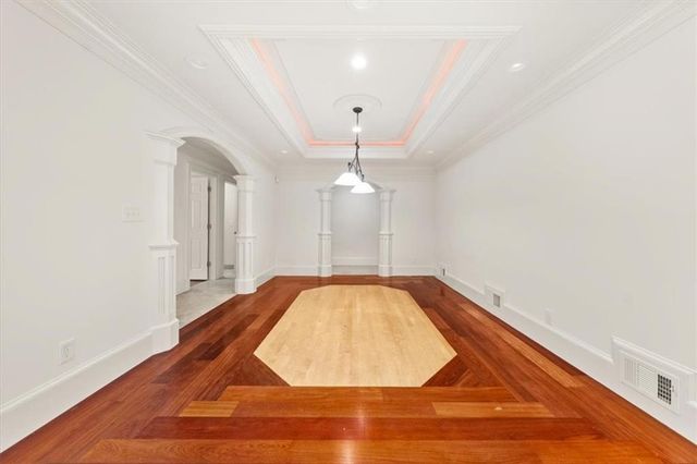 6771 Sunny Brook Lane, Atlanta, GA 30328