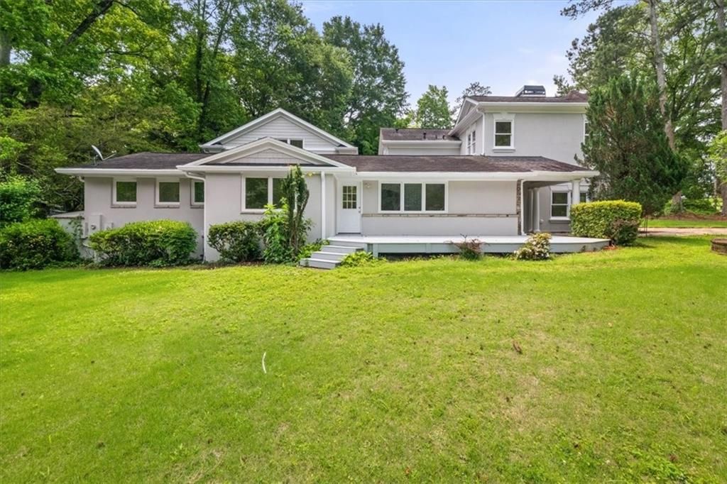 6771 Sunny Brook Lane, Atlanta, GA 30328