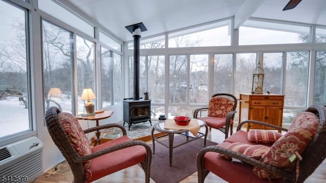 8 Appollo Pl, Clinton Twp., NJ 08809