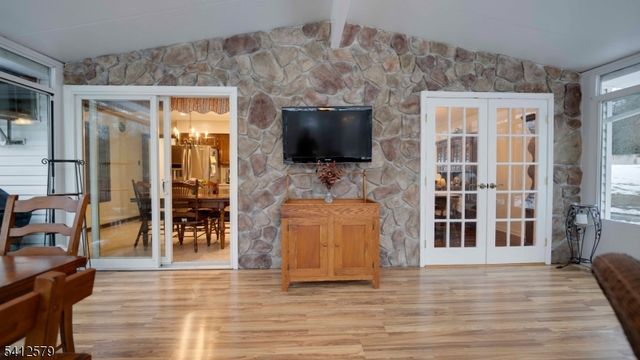 8 Appollo Pl, Clinton Twp., NJ 08809