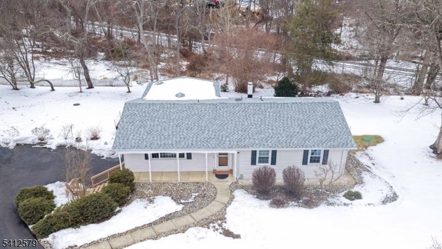 8 Appollo Pl, Clinton Twp., NJ 08809