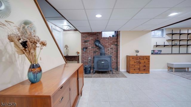 8 Appollo Pl, Clinton Twp., NJ 08809