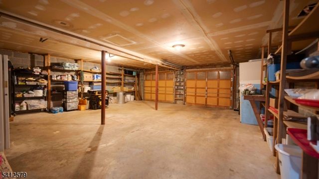 8 Appollo Pl, Clinton Twp., NJ 08809