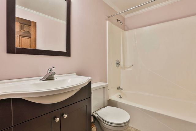 47 Lamson Drive, Merrimack, NH 03054