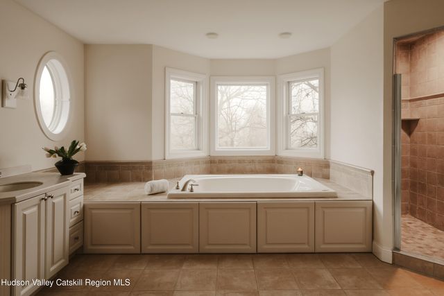 6 Nichris Lane, Staatsburg, NY 12580