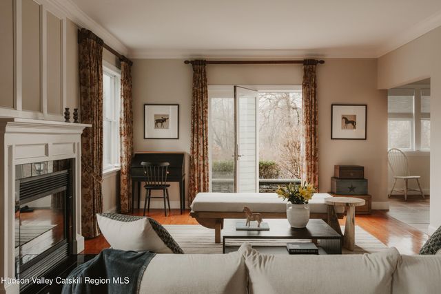 6 Nichris Lane, Staatsburg, NY 12580