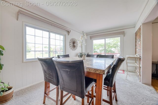 35484 Bennett Street, Livonia, MI 48152