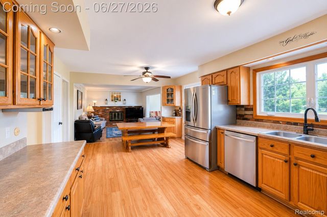 35484 Bennett Street, Livonia, MI 48152