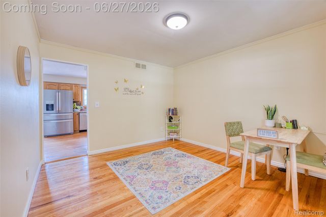 35484 Bennett Street, Livonia, MI 48152