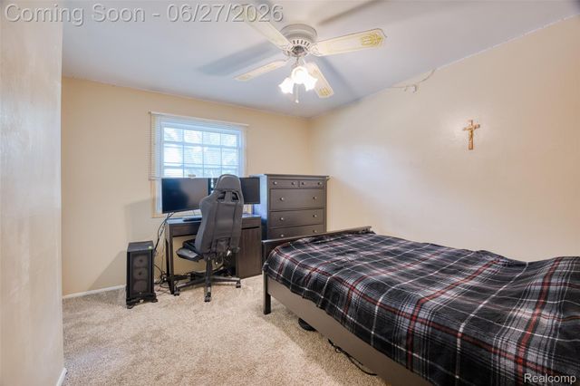 35484 Bennett Street, Livonia, MI 48152