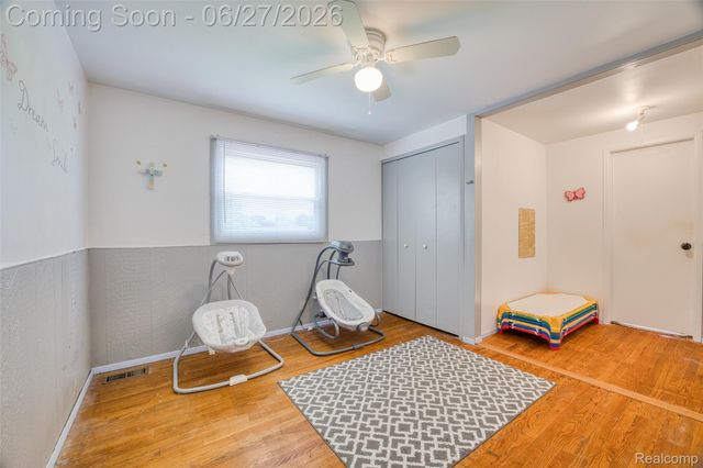 35484 Bennett Street, Livonia, MI 48152