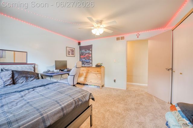 35484 Bennett Street, Livonia, MI 48152