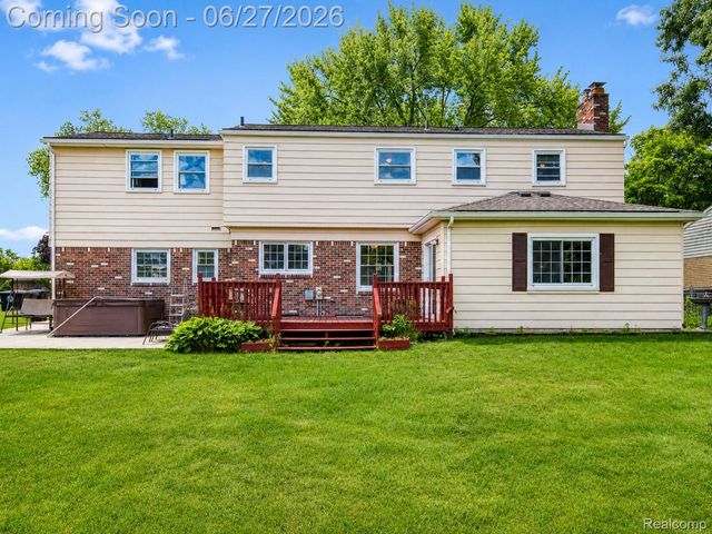 35484 Bennett Street, Livonia, MI 48152