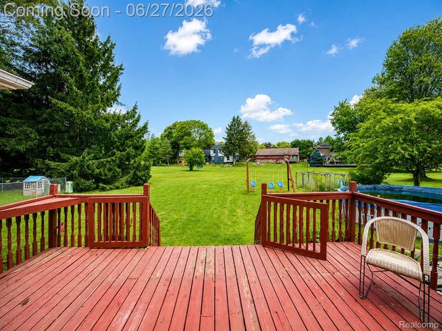35484 Bennett Street, Livonia, MI 48152