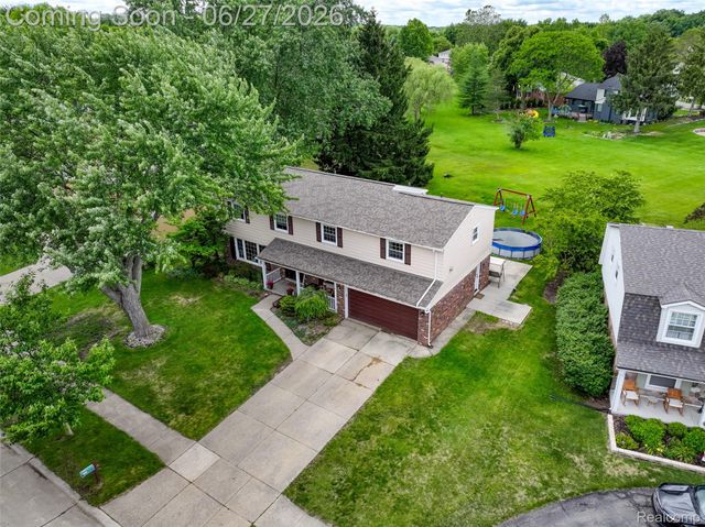 35484 Bennett Street, Livonia, MI 48152