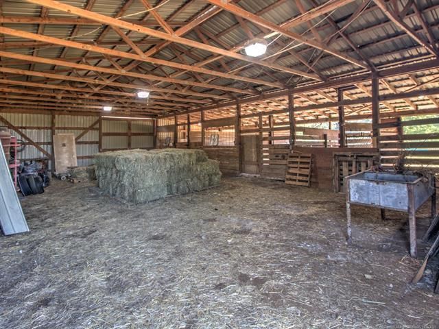 386 N 4295, Pryor, OK 74361