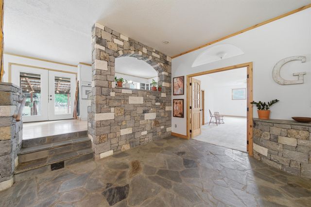 386 N 4295, Pryor, OK 74361