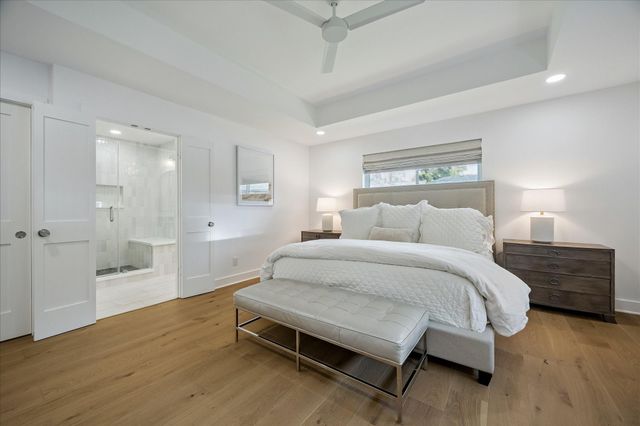 1006 Cheshire Lane, Houston, TX 77018